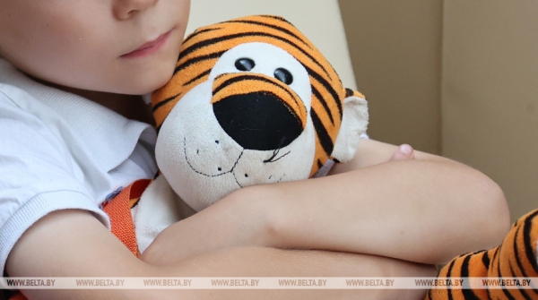 В Волковысском районе годовалый мальчик застрял в детском стуле