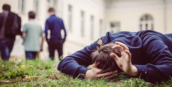 В Волковыске подростки из-за сигареты избили других подростков В Волковыске подростки из-за сигареты избили других подростков