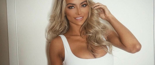 «Молилась, чтобы выросли большие» — американская модель покорила мужчин своими размерами                                 
            «Молилась, чтобы выросли большие» — американская модель покорила мужчин своими размерами