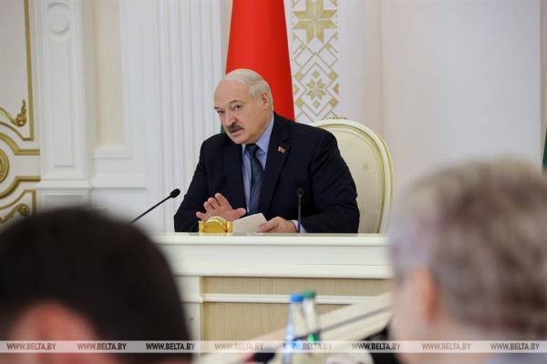 Лукашенко оценил работу экономики: "Пока слабый задел для выполнения заданий даже за полугодие"
