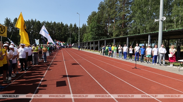 Перцов на спартакиаде в "Стайках": сегодня мы уже победили, мы сплотились нашей единой командой СМИ Перцов на спартакиаде в "Стайках": сегодня мы уже победили, мы сплотились нашей единой командой СМИ