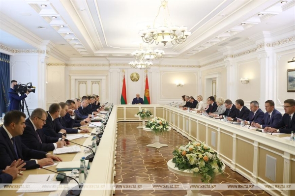 Сергеенко: в Беларуси актуализируют систему работы с кадрами Сергеенко: в Беларуси актуализируют систему работы с кадрами