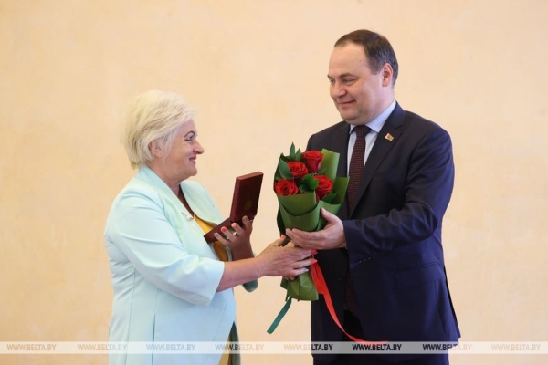 "Ваш труд виден и важен для государства". Премьер-министр вручил государственные награды "Ваш труд виден и важен для государства". Премьер-министр вручил государственные награды