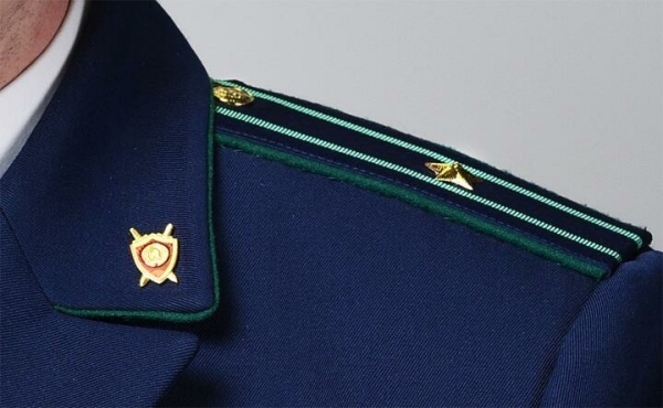 Белорусский прокурор держал в секс-рабстве девочек-подростков, истязал их и «поставлял» силовикам
Белорусский прокурор держал в секс-рабстве девочек-подростков, истязал их и «поставлял» силовикам