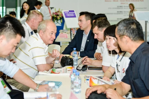 Презентации медицинских 3D-принтеров, двусторонние встречи и форум. Чем удивит выставка в "Великом камне"