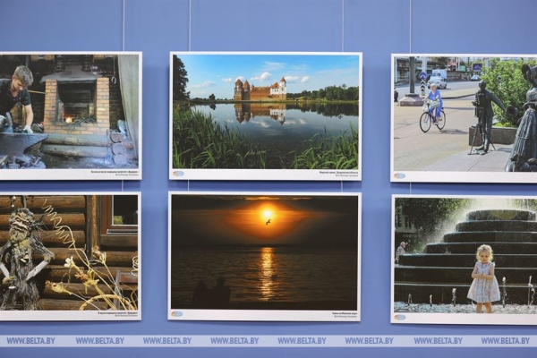 "Сам Бог велел воплотить эту идею в жизнь". Выставка фоторабот об Армении и Беларуси открылась в Минске "Сам Бог велел воплотить эту идею в жизнь". Выставка фоторабот об Армении и Беларуси открылась в Минске