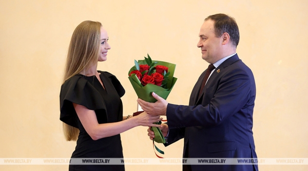 Головченко вручил государственные награды представителям различных сфер Головченко вручил государственные награды представителям различных сфер