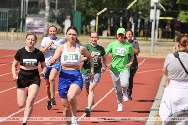 Эйсмонт на спартакиаде работников СМИ: за 8 лет работы с Президентом освоила восемь новых видов спорта