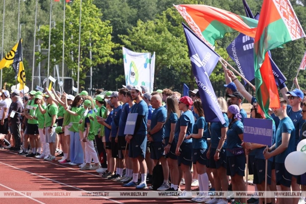 Перцов на спартакиаде в "Стайках": сегодня мы уже победили, мы сплотились нашей единой командой СМИ Перцов на спартакиаде в "Стайках": сегодня мы уже победили, мы сплотились нашей единой командой СМИ
