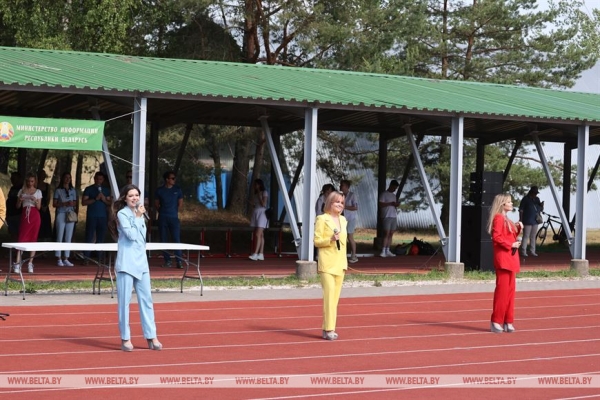 Эйсмонт на спартакиаде работников СМИ: за 8 лет работы с Президентом освоила восемь новых видов спорта