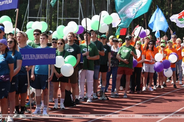 Эйсмонт на спартакиаде работников СМИ: за 8 лет работы с Президентом освоила восемь новых видов спорта