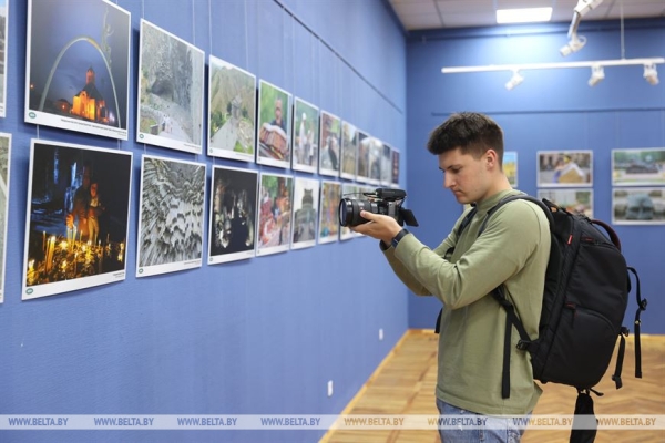 "Сам Бог велел воплотить эту идею в жизнь". Выставка фоторабот об Армении и Беларуси открылась в Минске "Сам Бог велел воплотить эту идею в жизнь". Выставка фоторабот об Армении и Беларуси открылась в Минске