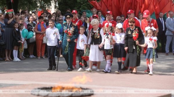 ФОТОРЕПОРТАЖ: День Независимости отпраздновали в Беларуси ФОТОРЕПОРТАЖ: День Независимости отпраздновали в Беларуси