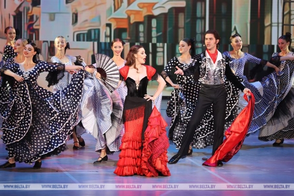 Лукашенко: без культурного наследия и крепкой духовной основы народ не может быть независимым