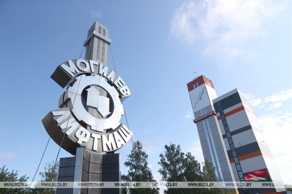 Окно возможностей, большое молоко, эксперименты на полях и спасенный базар. Итоги фестивальной недели Президента Окно возможностей, большое молоко, эксперименты на полях и спасенный базар. Итоги фестивальной недели Президента