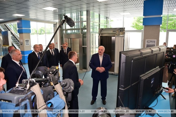 Окно возможностей, большое молоко, эксперименты на полях и спасенный базар. Итоги фестивальной недели Президента Окно возможностей, большое молоко, эксперименты на полях и спасенный базар. Итоги фестивальной недели Президента