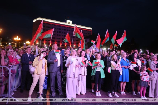 ФОТОРЕПОРТАЖ: День Независимости отпраздновали в Беларуси ФОТОРЕПОРТАЖ: День Независимости отпраздновали в Беларуси