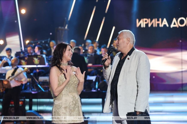 ФОТОФАКТ: Творческий вечер Ирины Дорофеевой прошел на "Славянском базаре" ФОТОФАКТ: Творческий вечер Ирины Дорофеевой прошел на "Славянском базаре"