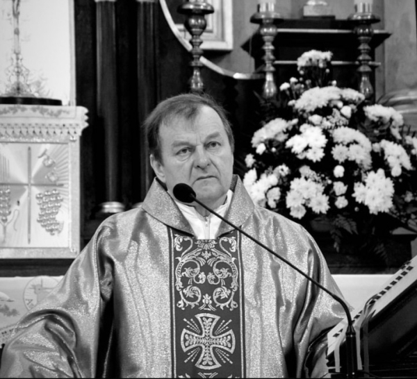 Адышоў у вечнасць ксёндз Антоні Філіпчык                                 
            Адышоў у вечнасць ксёндз Антоні Філіпчык