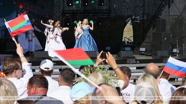 Сергеенко о "Купалье" в Александрии: это праздник белорусско-российской дружбы