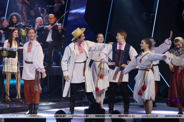 ФОТОФАКТ: Творческий вечер Ирины Дорофеевой прошел на "Славянском базаре" ФОТОФАКТ: Творческий вечер Ирины Дорофеевой прошел на "Славянском базаре"