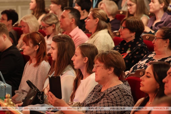 Лукашенко: без культурного наследия и крепкой духовной основы народ не может быть независимым