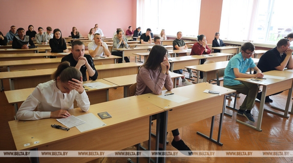 О чем мечтают выпускники, набравшие максимальные баллы по всем ЦТ