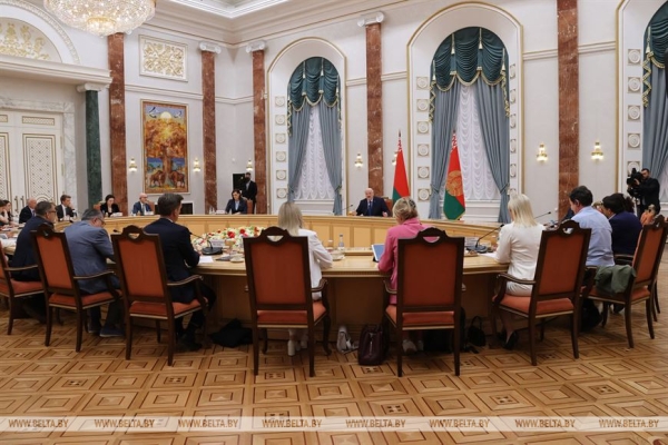 Ядерный вопрос, прогноз по Украине и планы "Вагнера". Главное из встречи Лукашенко с журналистами Ядерный вопрос, прогноз по Украине и планы "Вагнера". Главное из встречи Лукашенко с журналистами