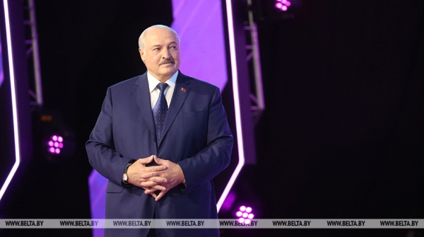 Лукашенко: настоящее искусство фестиваля в Витебске объединяет народы и государства