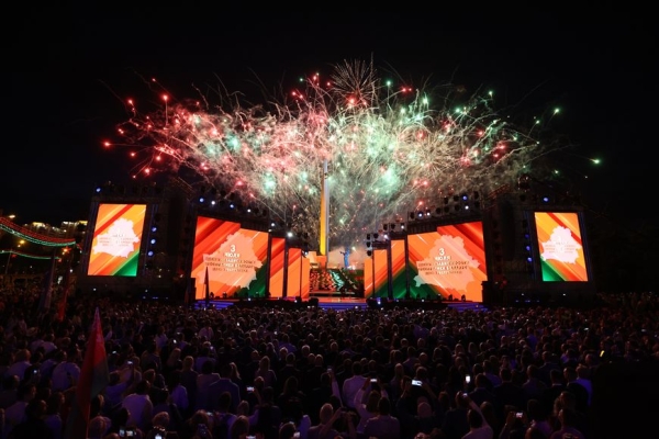 ФОТОРЕПОРТАЖ: День Независимости отпраздновали в Беларуси ФОТОРЕПОРТАЖ: День Независимости отпраздновали в Беларуси