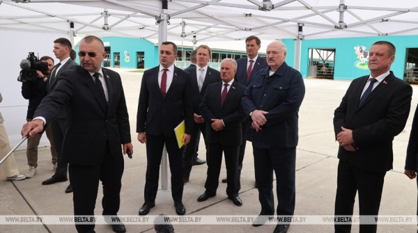 Лукашенко об АПК: не сырье надо вывозить, а готовую продукцию