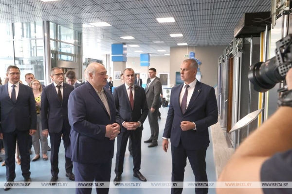 Окно возможностей, большое молоко, эксперименты на полях и спасенный базар. Итоги фестивальной недели Президента Окно возможностей, большое молоко, эксперименты на полях и спасенный базар. Итоги фестивальной недели Президента