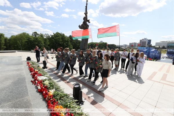 ФОТОРЕПОРТАЖ: День Независимости отпраздновали в Беларуси ФОТОРЕПОРТАЖ: День Независимости отпраздновали в Беларуси
