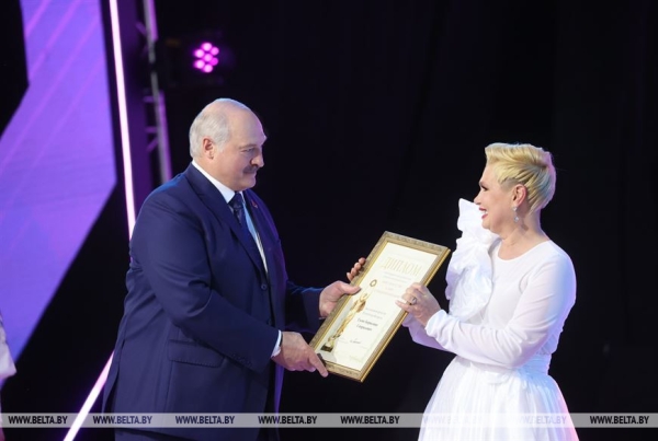 Окно возможностей, большое молоко, эксперименты на полях и спасенный базар. Итоги фестивальной недели Президента Окно возможностей, большое молоко, эксперименты на полях и спасенный базар. Итоги фестивальной недели Президента