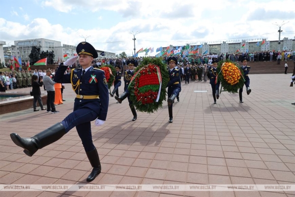 ФОТОРЕПОРТАЖ: День Независимости отпраздновали в Беларуси ФОТОРЕПОРТАЖ: День Независимости отпраздновали в Беларуси