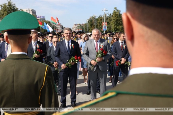 ФОТОРЕПОРТАЖ: День Независимости отпраздновали в Беларуси ФОТОРЕПОРТАЖ: День Независимости отпраздновали в Беларуси