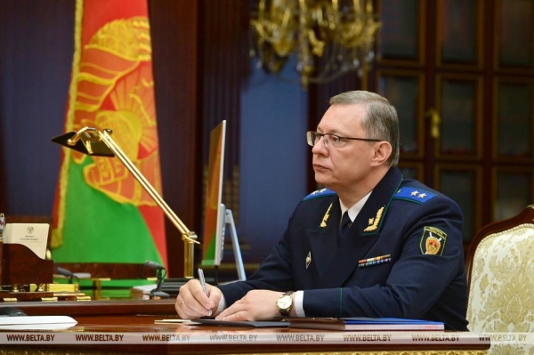Надзор в войсках и экономике, расследование фактов геноцида. Главные темы доклада генпрокурора у Лукашенко Надзор в войсках и экономике, расследование фактов геноцида. Главные темы доклада генпрокурора у Лукашенко