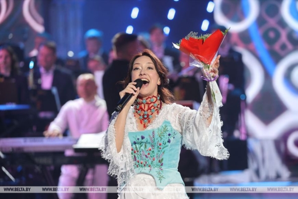 ФОТОФАКТ: Творческий вечер Ирины Дорофеевой прошел на "Славянском базаре" ФОТОФАКТ: Творческий вечер Ирины Дорофеевой прошел на "Славянском базаре"