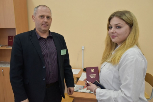 Председатель участковой комиссии: лучший подарок в мой день рождения - активность избирателей 