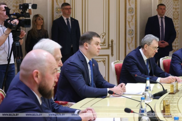 Проверка боеготовности, космическая держава и приоритет приоритетов. Главное из недели Президента