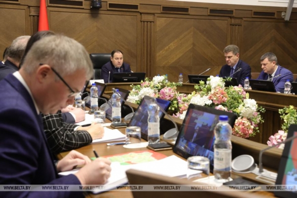 Головченко: почти 80% школ уже перешли на новый режим организации питания Головченко: почти 80% школ уже перешли на новый режим организации питания