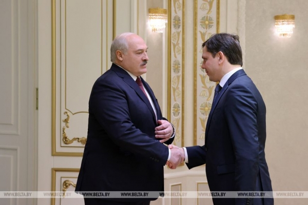 Бессонная ночь, послание потомкам и кадровый день. Итоги Недели Президента