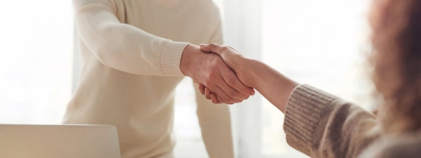 Генпрокуратура Украины: известно о 54 пленных украинских военных, убитых троссиянами                                 
            Генпрокуратура Украины: известно о 54 пленных украинских военных, убитых троссиянами