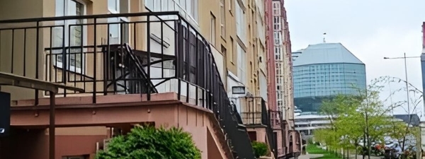 «Да, там куча господ» — Белорус поделился лайфхаком, по которому можно определить, что в доме живут богатые люди — Видео
«Да, там куча господ» — Белорус поделился лайфхаком, по которому можно определить, что в доме живут богатые люди — Видео