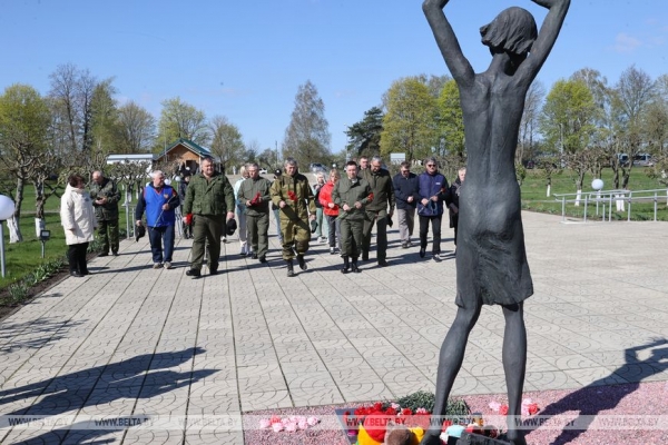 ФОТОРЕПОРТАЖ: Республиканский субботник прошел в Беларуси