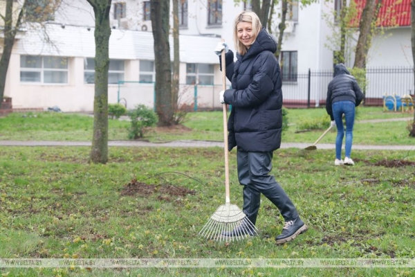 ФОТОРЕПОРТАЖ: Республиканский субботник прошел в Беларуси