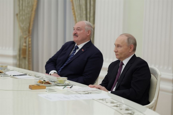 "Это и есть наше единство". Лукашенко и Путин встретились в Кремле с Василевской и Новицким "Это и есть наше единство". Лукашенко и Путин встретились в Кремле с Василевской и Новицким