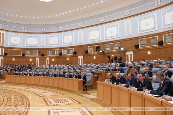 Герой Беларуси, стратегия в промышленности, мирный план для Украины и космос в Кремле. Итоги недели Президента Герой Беларуси, стратегия в промышленности, мирный план для Украины и космос в Кремле. Итоги недели Президента