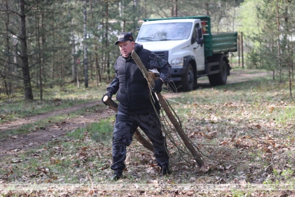 ФОТОРЕПОРТАЖ: Республиканский субботник прошел в Беларуси
