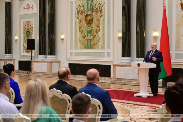 Лукашенко: полет Василевской вывел Беларусь на новый уровень участия в космических программах Лукашенко: полет Василевской вывел Беларусь на новый уровень участия в космических программах